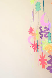 Sunny and Friends Dynamic Mobile